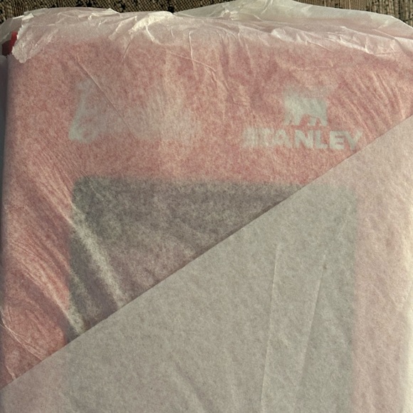 NEW - Barbie x Stanley Tumbler Icon 40 oz Quencher - Picture 5 of 8